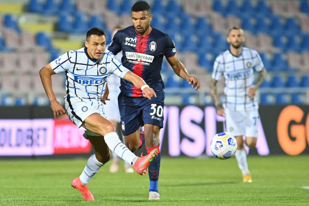 爱游戏体育安全下载关于转会期意甲焦点战，夏洛特黄蜂队长鼓劲，质疑声仍在，医务组通报恢复的信息